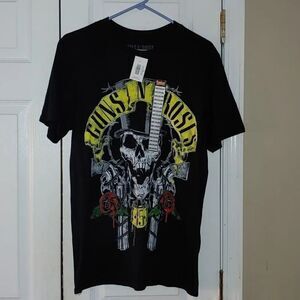 Guns N  Roses Tophat  black tshirt Sz M NWT